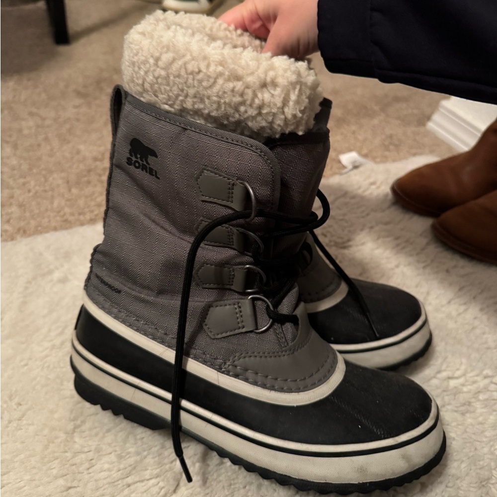 Sorel Black and Gray Insulated Boots